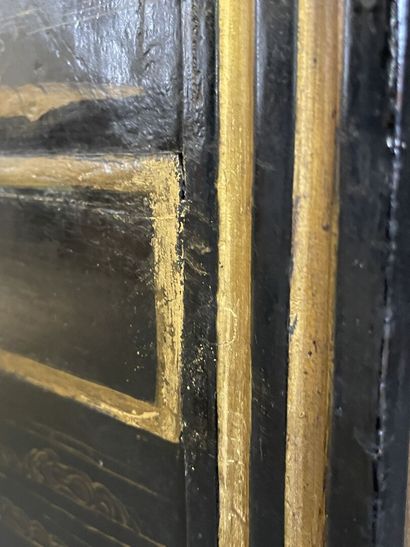 Straight secretary in lacquered wood in Asian...