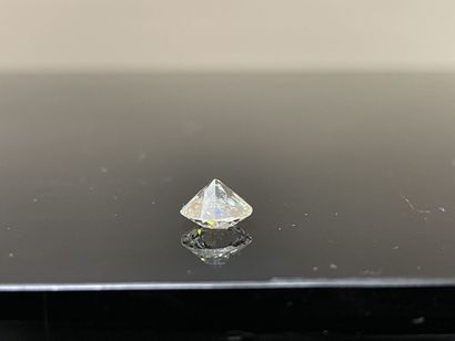 Diamant taille arrondie ancienne, 2.03 ct,...