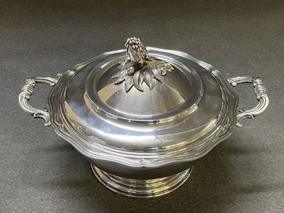 Légumier couvert en argent.
925°/00, poinçon...