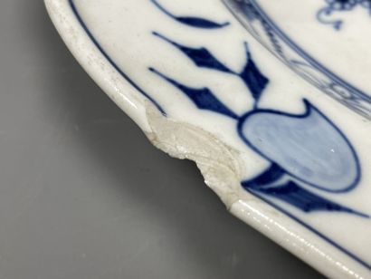 MEISSEN Large porcelain dinner service, onion...