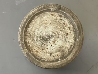 Chinese porcelain meiping vase decorated...