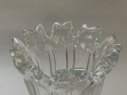 SCHNEIDER
Grand vase en cristal bullé, col...
