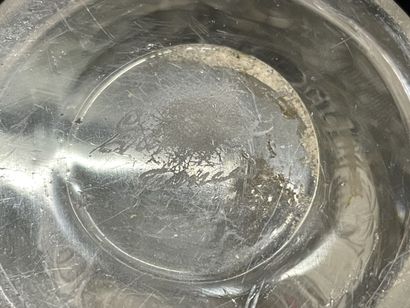 LALIQUE France, 
Vase en cristal soufflé-moulé,...