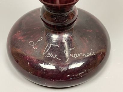 Le Verre Français
Grand vase sur piedouche...