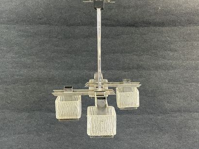 Chromed metal chandelier and four textured...