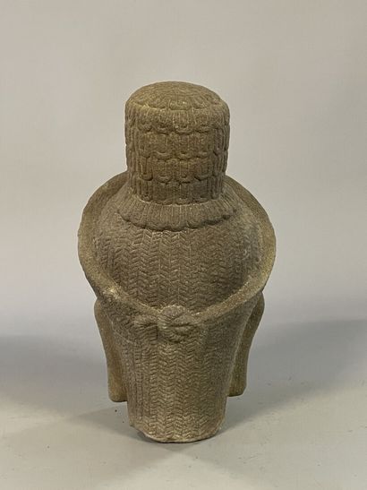 Carved sandstone Buddha head
H. 27 cm. 
