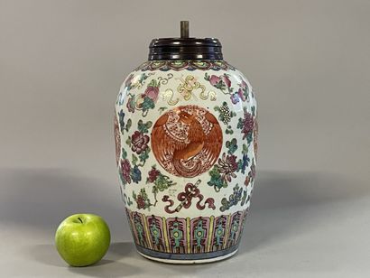 A Chinese porcelain lamp base decorated with...