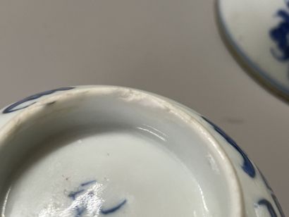 Two porcelain cups for the Vietnamese market.
19TH...