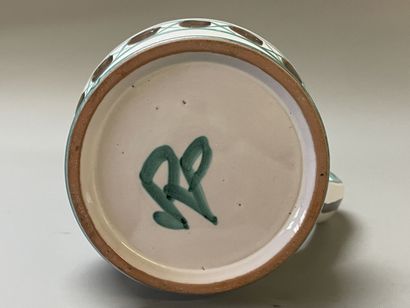 Robert PICAULT (1919-2000)
Pichet en faience...
