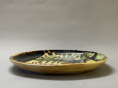 MOLY SABATA 
Plat décor abstrait
H. :4,5...