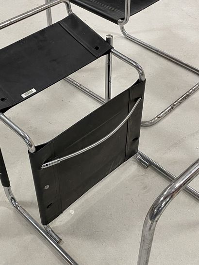 LINEA VEAM Suite of four chrome tube armchairs...