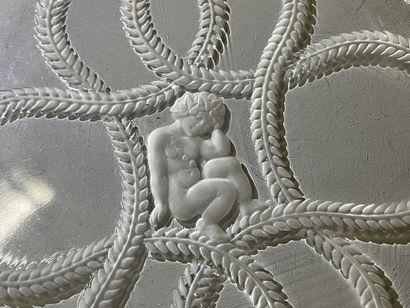 LALIQUE France 
Dessert service with putti...