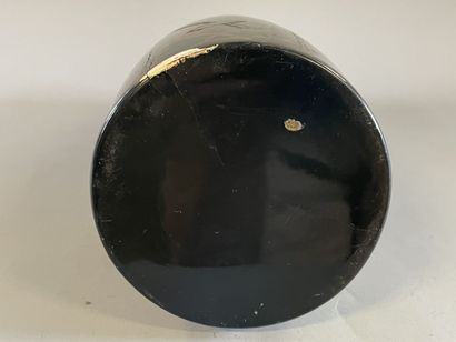 Large vase in lacquered wood and eggshell...
