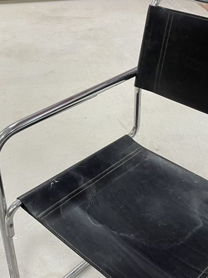 LINEA VEAM Suite of four chrome tube armchairs...