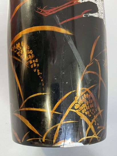 Large vase in lacquered wood and eggshell...