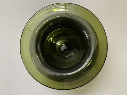 Timo SARPANEVA (1926-2006) 
Coupe en verre...