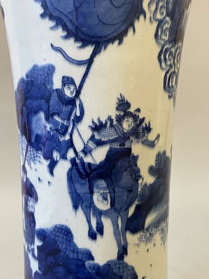 Large porcelain vase of China decorated with...