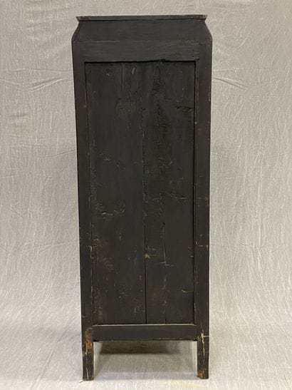 Semainier inlaid with flowers and cubes in...
