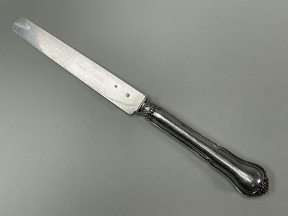 Hénin Frères (1865-1872)
Ecrin de douze couteaux...