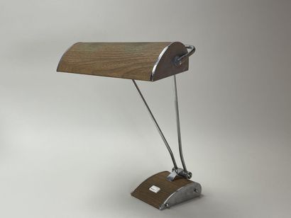 JUMO
Lampe de bureau en métal chromé et imitation...