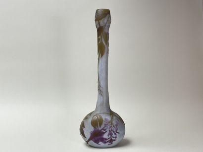 LEGRAS.
Large vase with long neck in multi-layered...