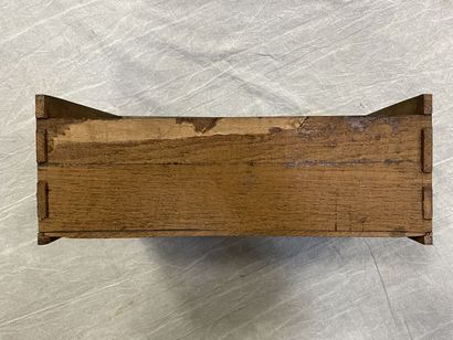 Semainier inlaid with flowers and cubes in...
