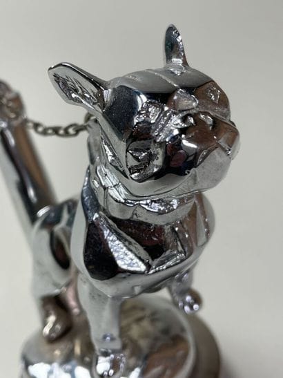 Mascotte bouledogue, chien de garde en métal...