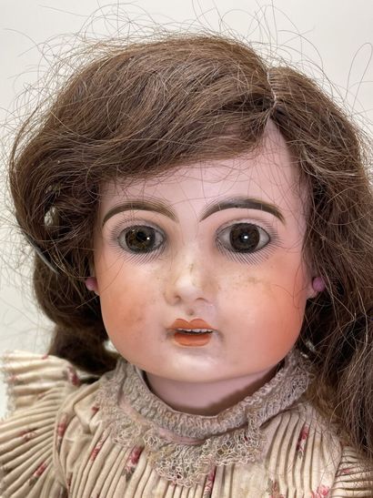 Bébé JUMEAU, 
Poupée tête porcelaine, bouche...