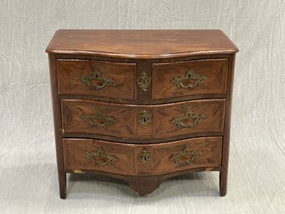 Chest of drawers in rosewood, opening with...