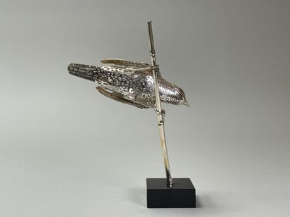 CHRISTOFLE
Statuette en métal argenté ajouré,...