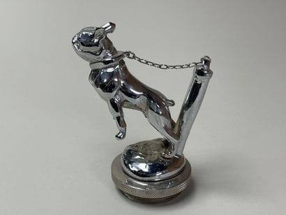Mascotte bouledogue, chien de garde en métal...