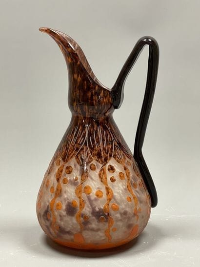 Le Verre Français
Grand pichet en verre marbré...