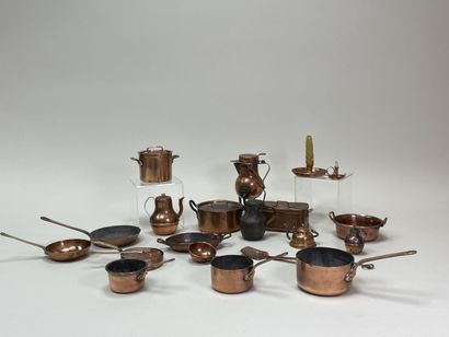 Ensemble de batterie de cuisine de poupée...
