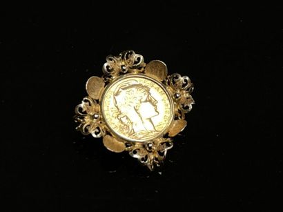 Broche pendentif en or avec pièce 20F or
Or...