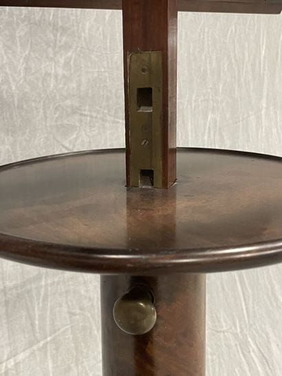 Double lectern in mahogany and mahogany veneer,...