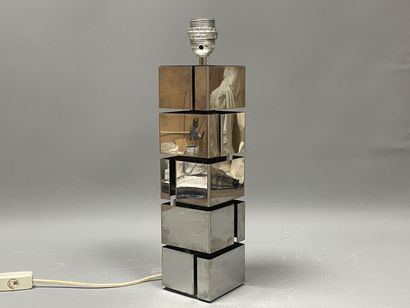 Lampe en feuille d'aluminium brossée.
Années...