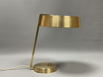 Lampe de bureau en laiton. 
Design italien...