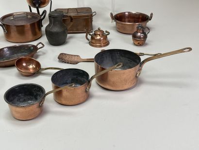Ensemble de batterie de cuisine de poupée...