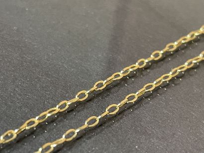 Gold chain. 750°/00
L: 
2,60 g