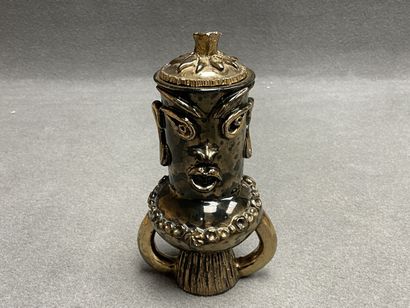 René BLUET (XXe)
Vase couvert anthropomorphe...
