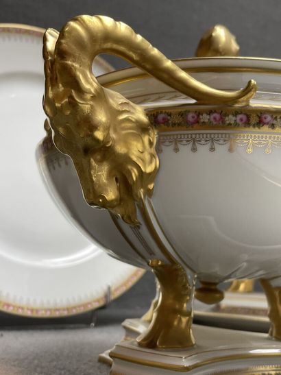 ROSENTHAL
Partie de service de tabel en porcelaine...