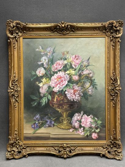 C. MANIERE (XIX°- XX°)
Grand bouquet de fleurs.
huile...