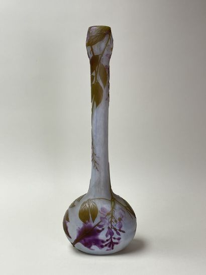 LEGRAS.
Large vase with long neck in multi-layered...