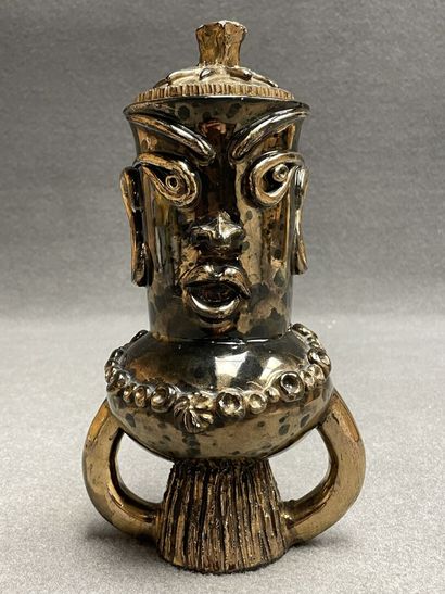 René BLUET (XXe)
Vase couvert anthropomorphe...