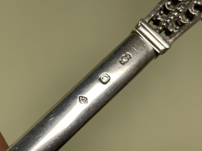 Hâtelet, ou pique à brochette en argent à...