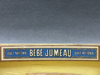 Bébé JUMEAU, 
Poupée tête porcelaine, bouche...