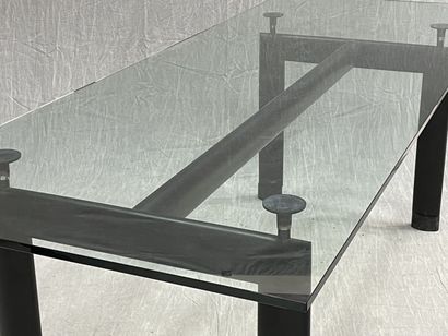 LE CORBUSIER - édition CASSINA .
Table modèle...