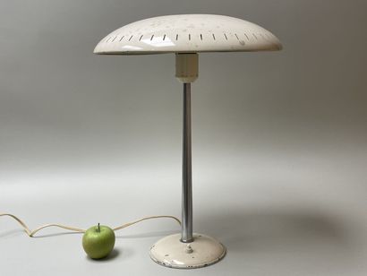 PHILIPS et Christian Louis Kalff. 
lampe...
