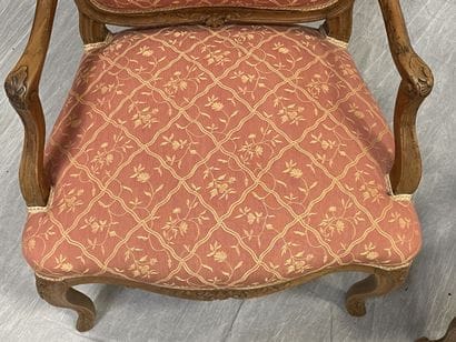 Two armchairs in carved walnut
Stamped Jean...