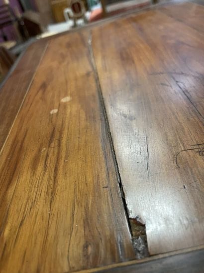 Semainier inlaid with flowers and cubes in...